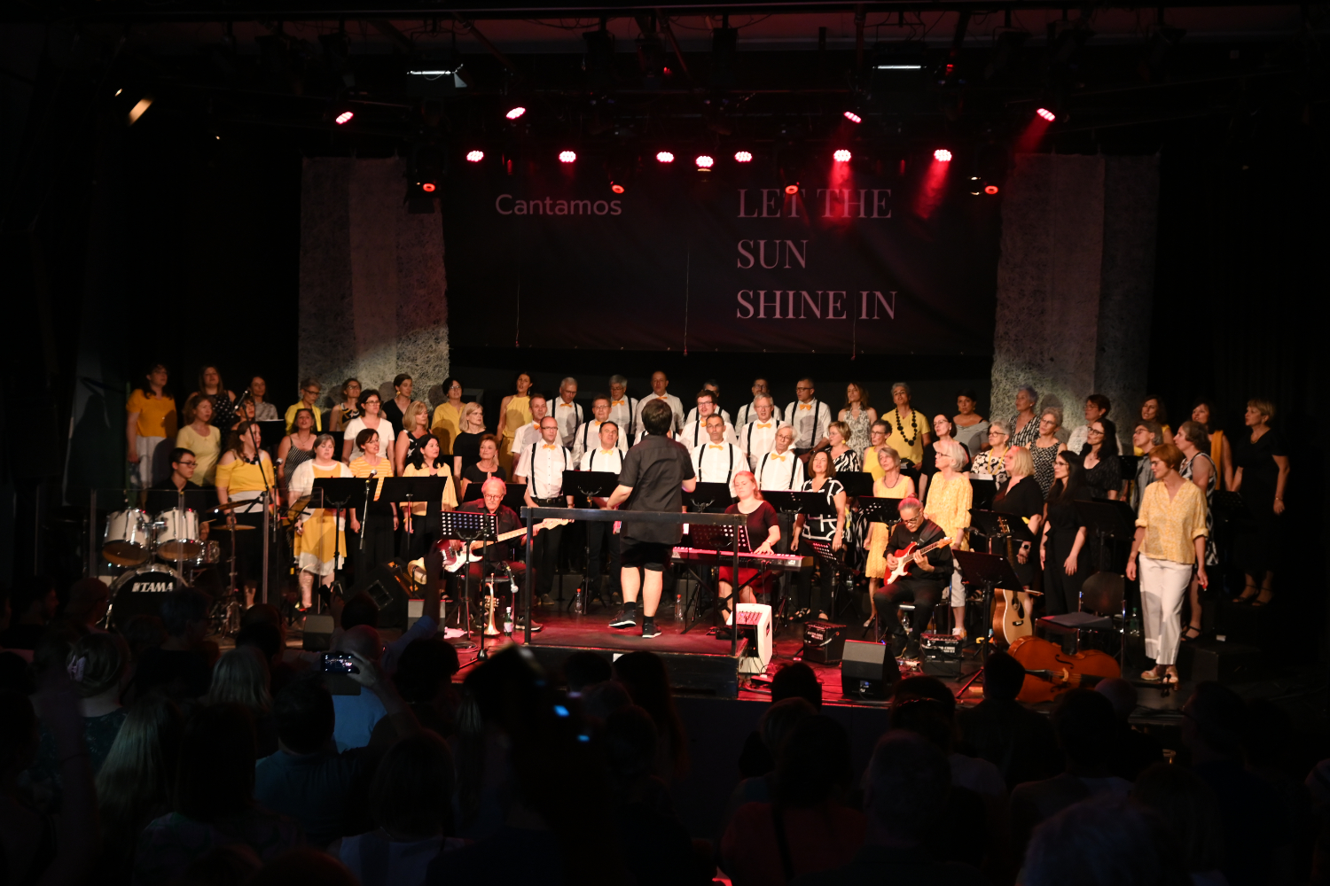 Cantamos – «Up In The Sky»