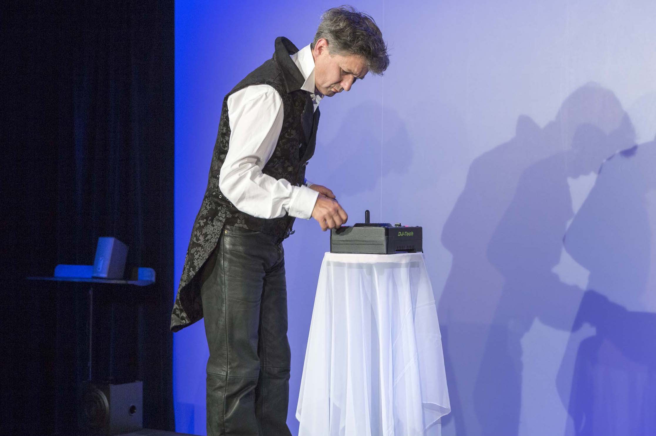 Volker Ranisch – «Der Welten Untergang»